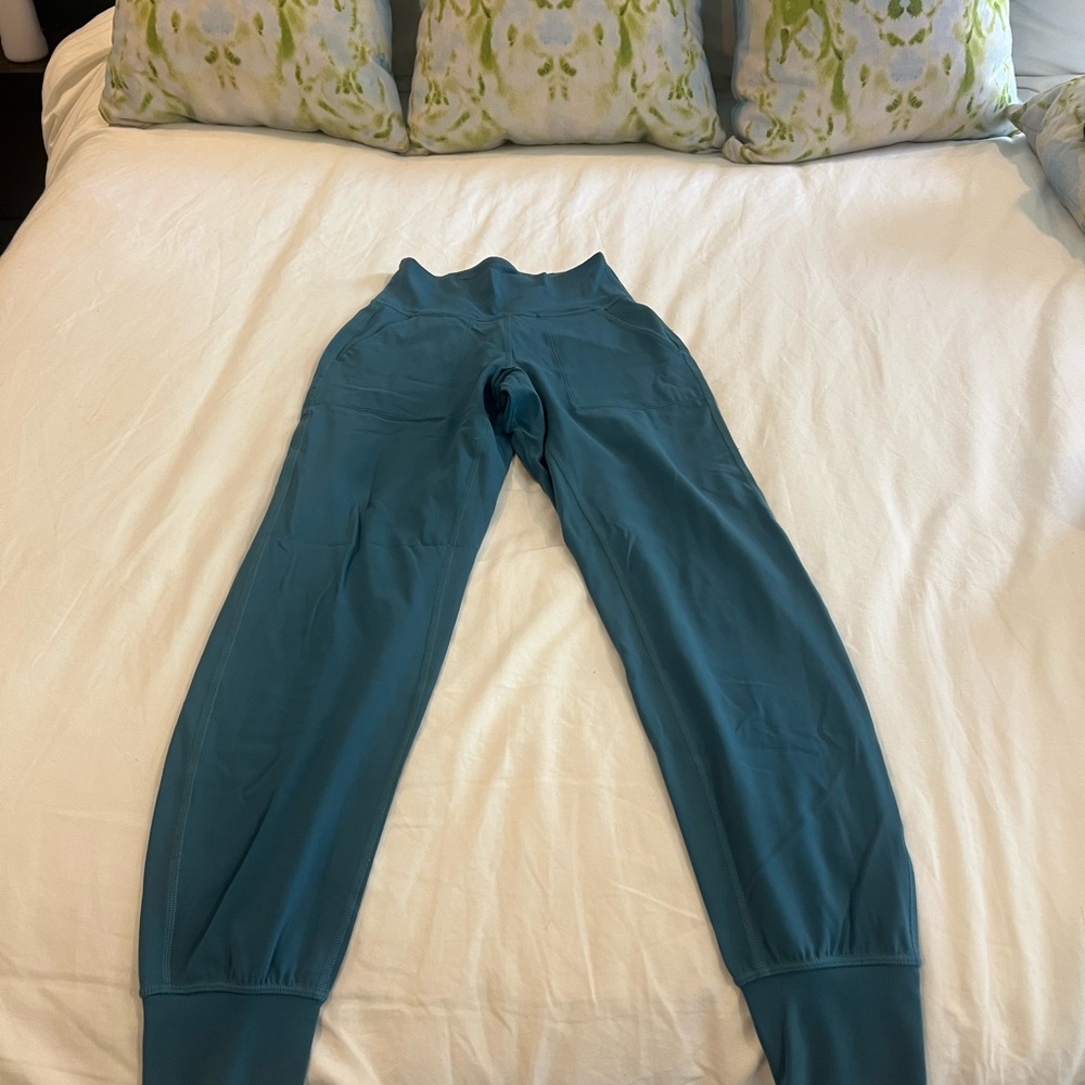 Light Teal lululemon align joggers size 2